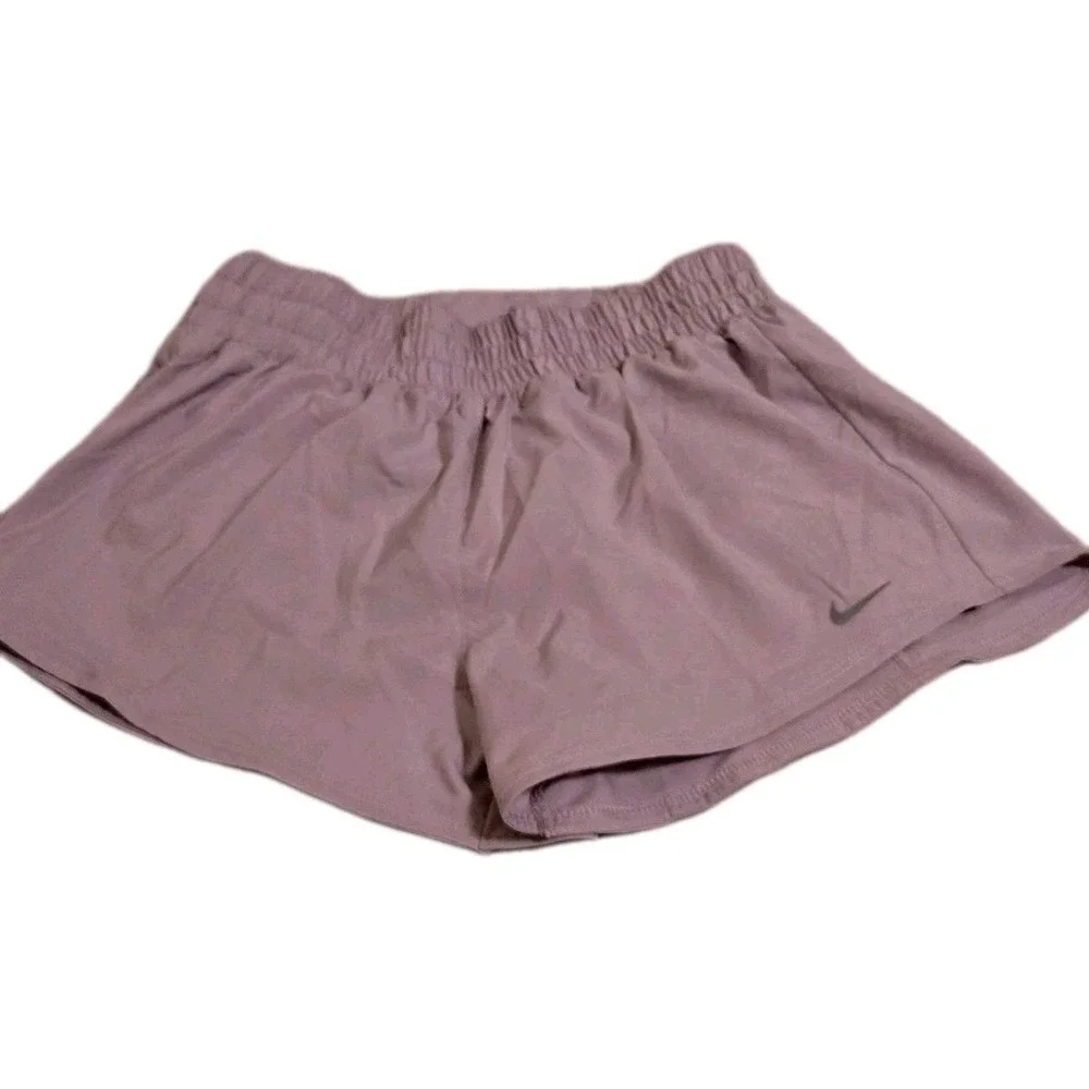 Nike One‎ Dri-FIT Shorts Women's S Light Violet Mid-rise 3